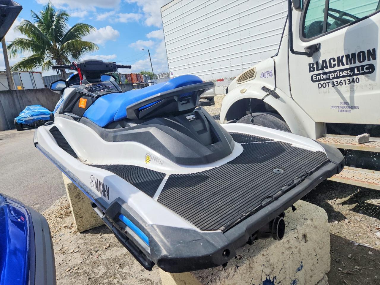 2024 Yamaha VX
