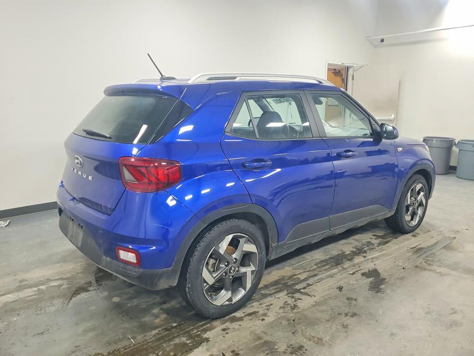 2023 Hyundai Venue sel