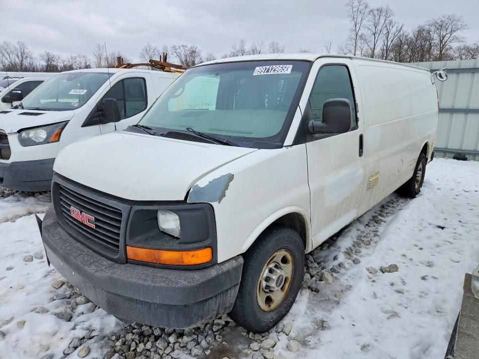 2010 GMC Savana 3500 Utility / Service van