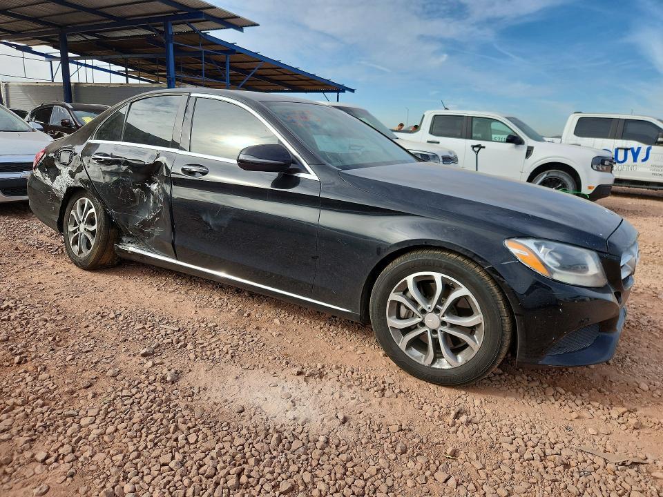 2016 Mercedes-Benz C300