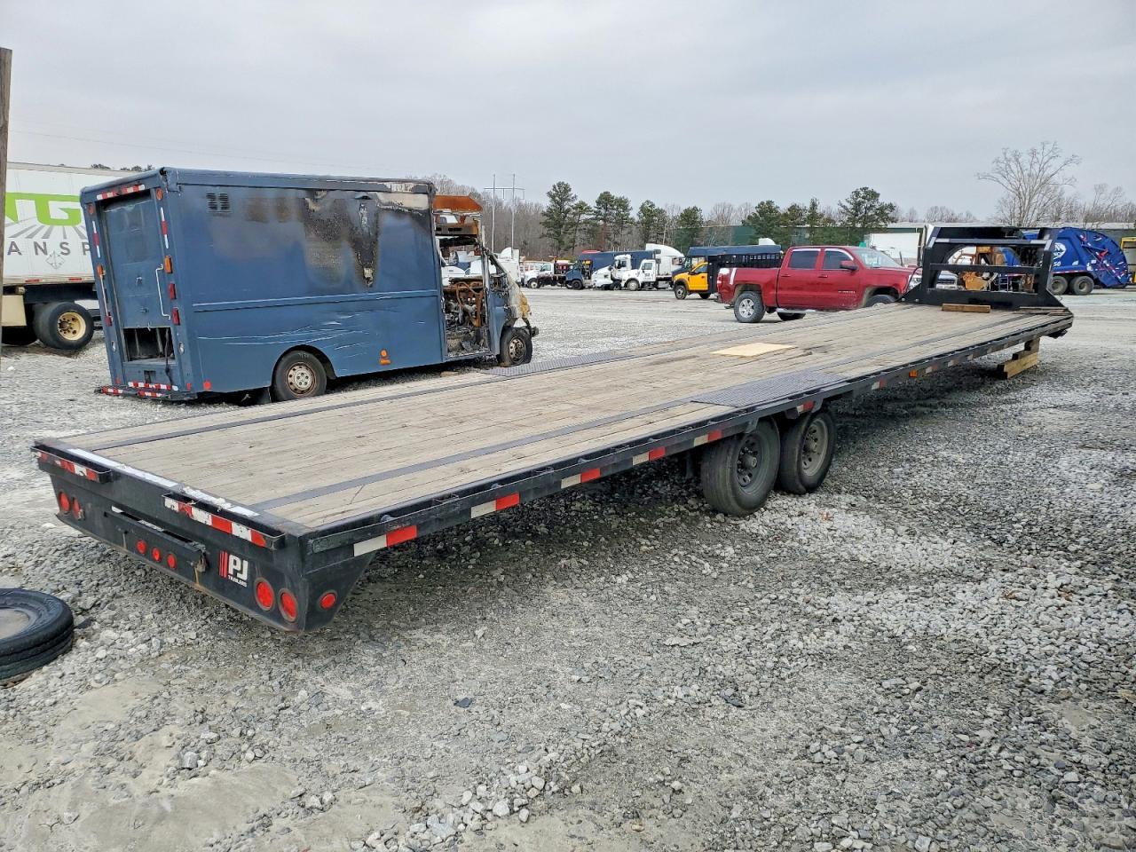 2023 PJ Flatbed Trailer