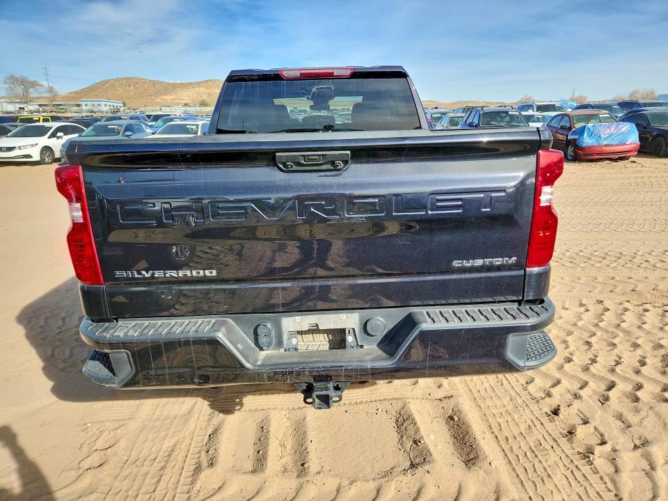 2023 Chevrolet Silverado K1500 Custom