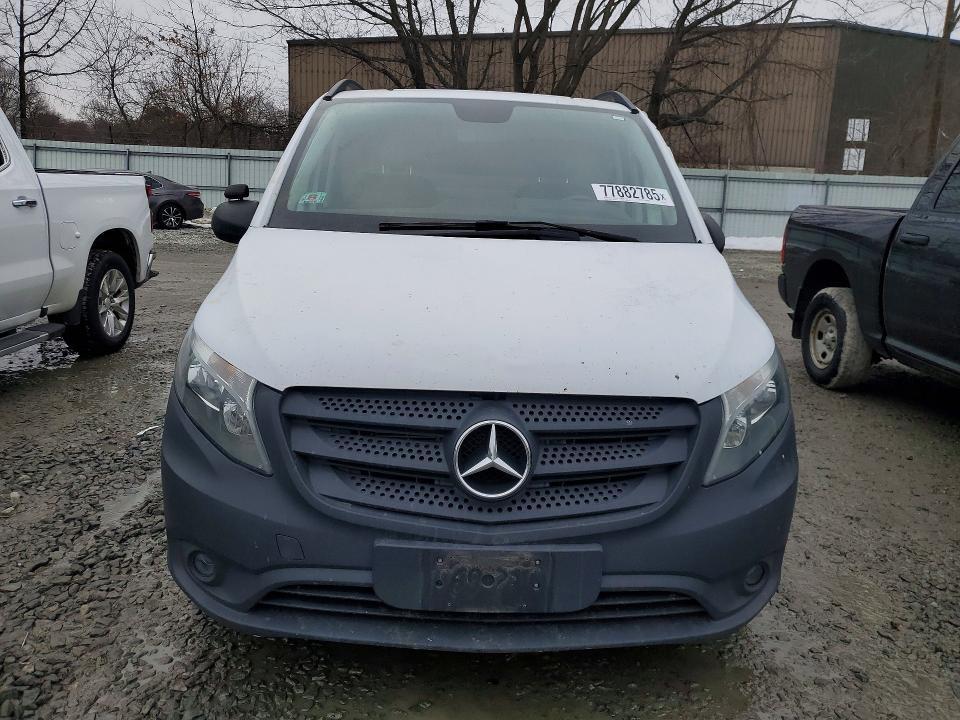 2016 Mercedes-Benz Metris