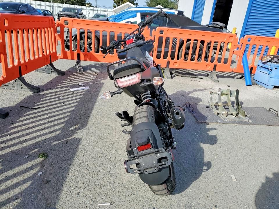 2023 Husqvarna Vitpilen 401/SVARTPILEN 401