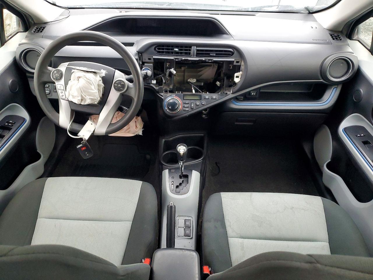 2013 Toyota Prius c