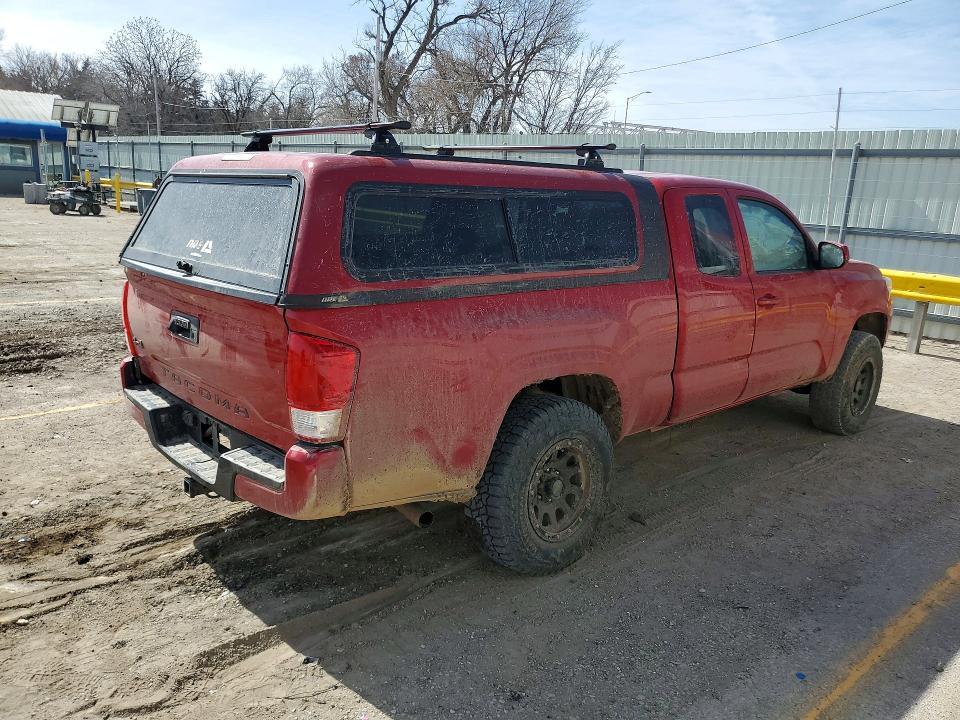 2016 Toyota Tacoma SR