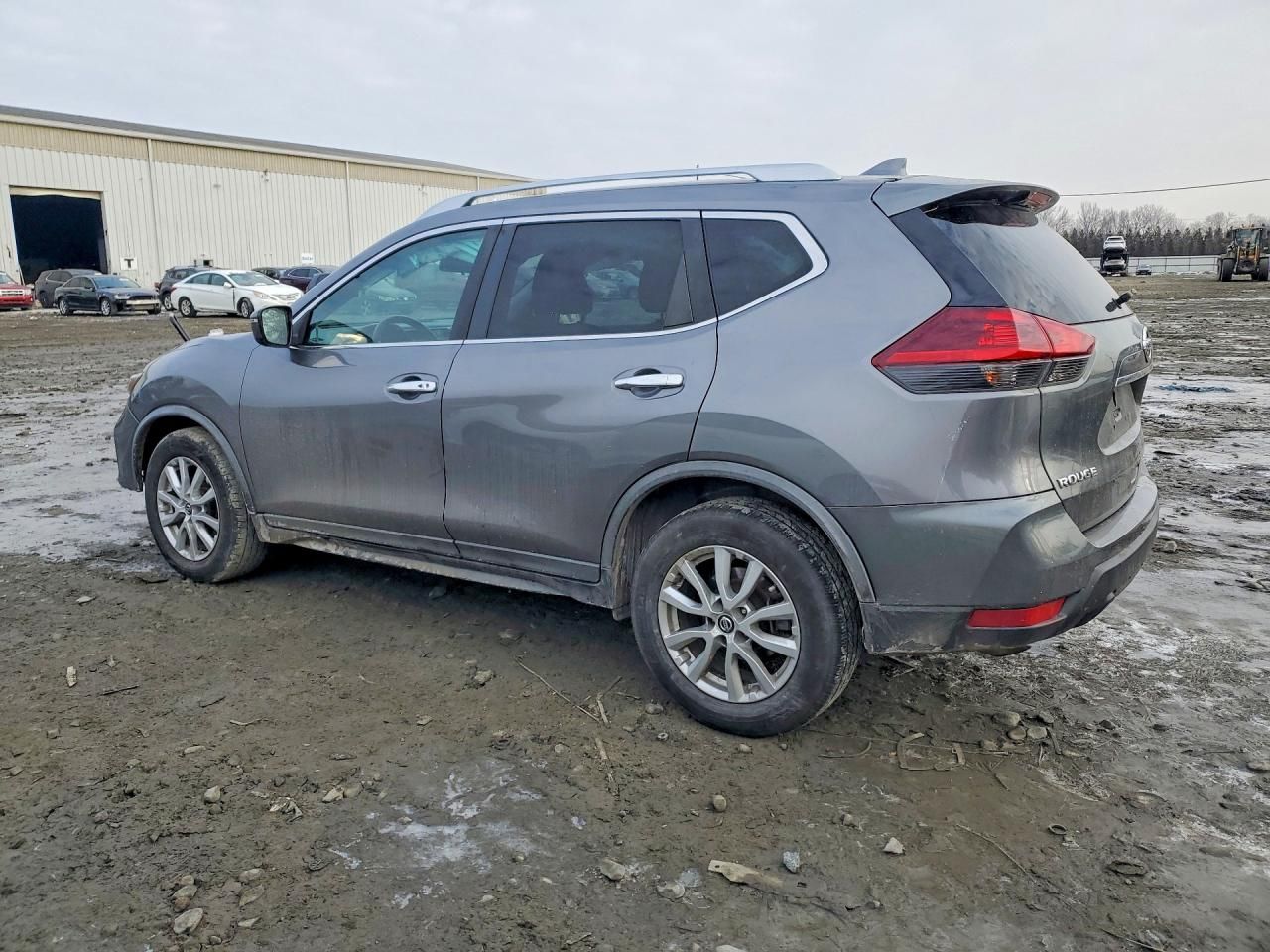 2020 Nissan Rogue sv