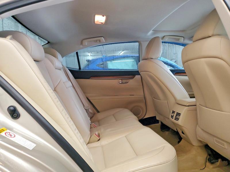 2015 Lexus Es 300h Base