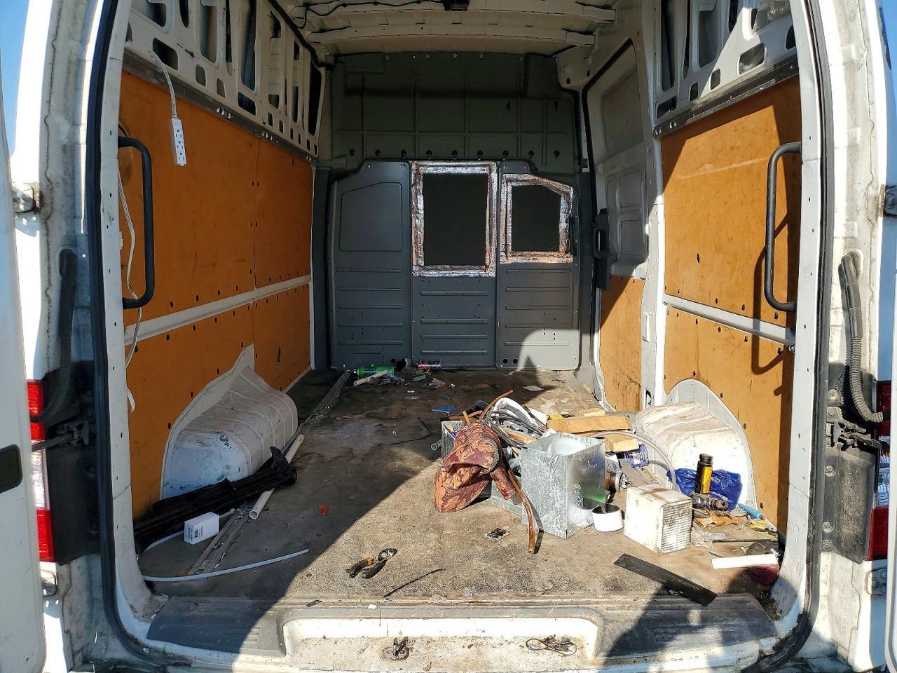 2019 Nissan NV 2500 Delivery Van