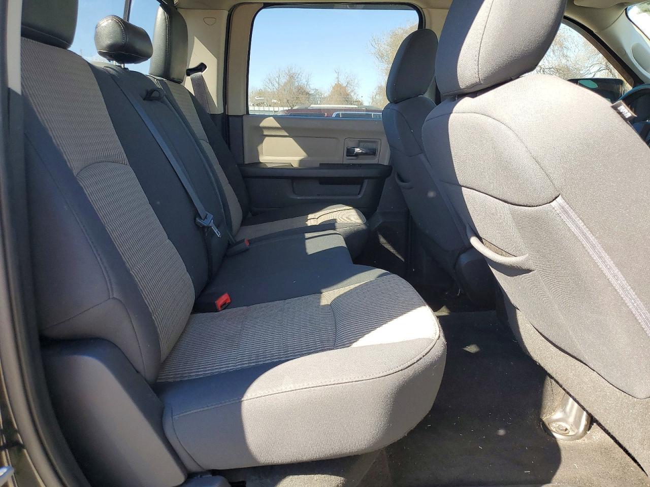 2012 Dodge Ram 1500 slt