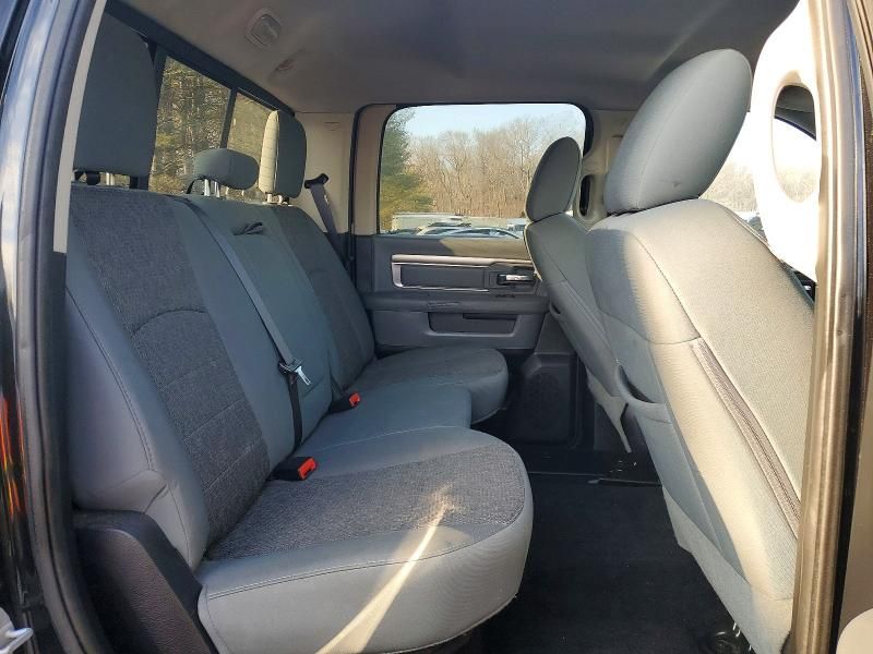 2016 Dodge Ram 2500 slt