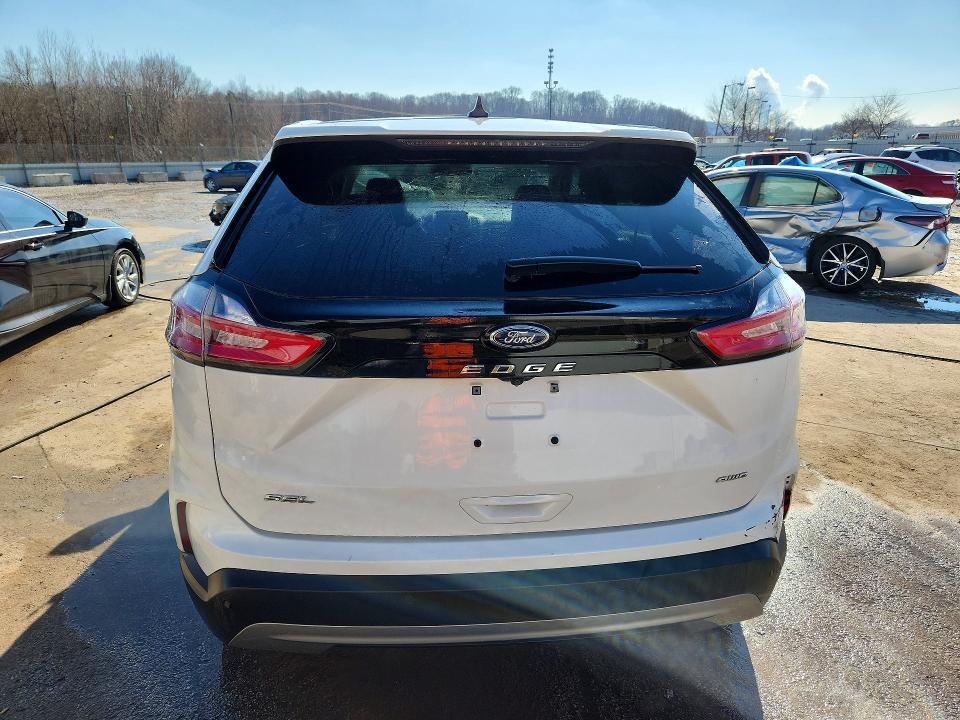 2023 Ford Edge sel