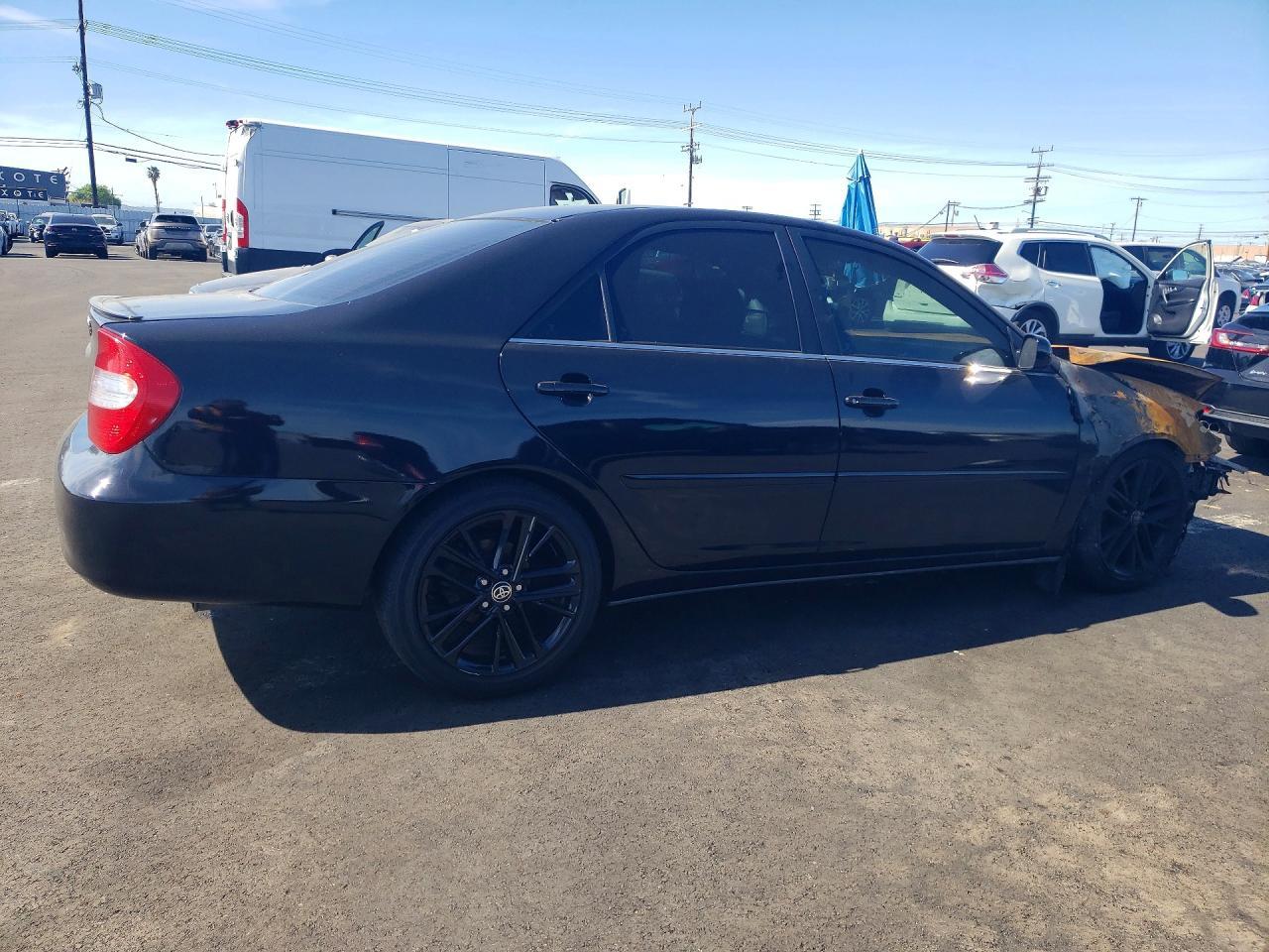 2002 Toyota Camry le V6