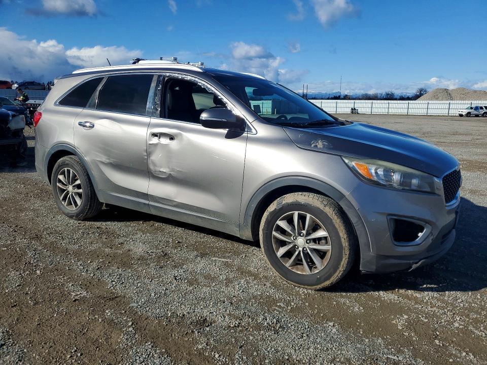 2017 KIA Sorento lx V6