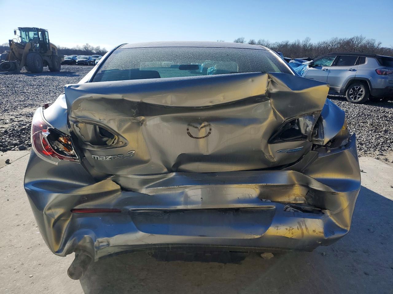 2013 Mazda 3 I