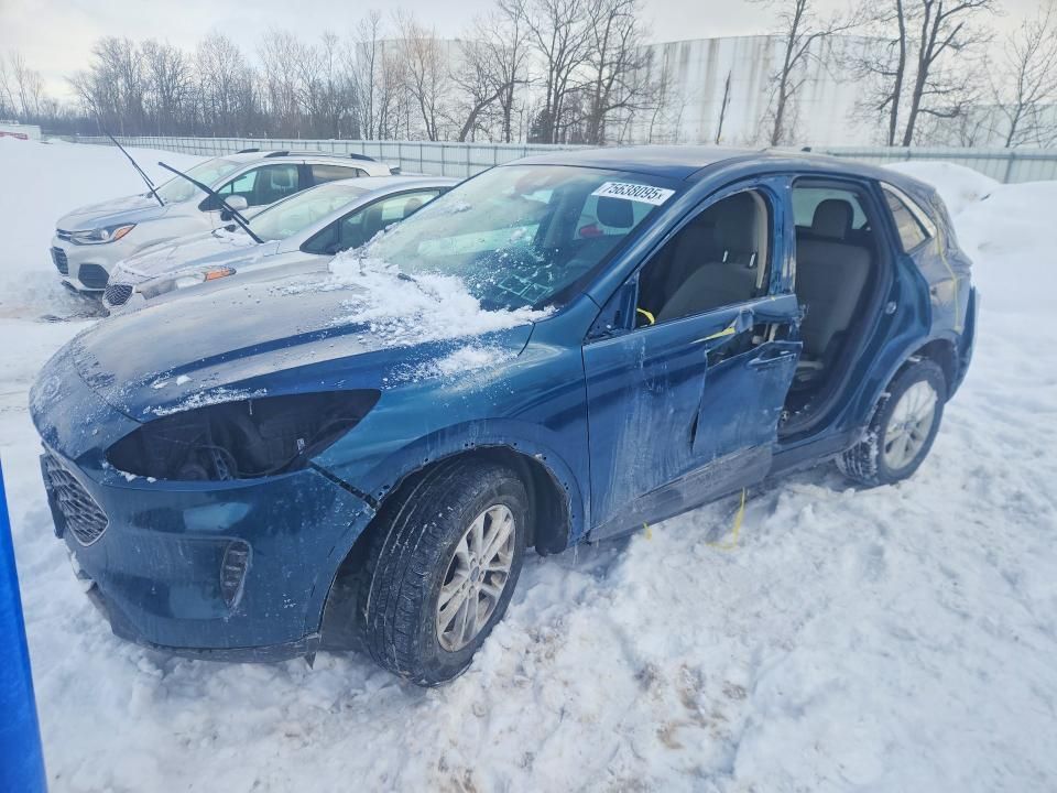 2020 Ford Escape se