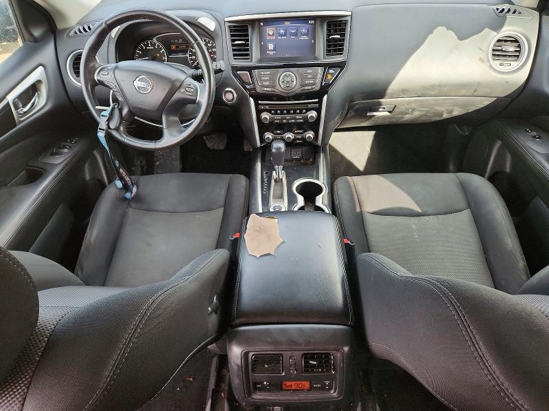 2018 Nissan Pathfinder sv