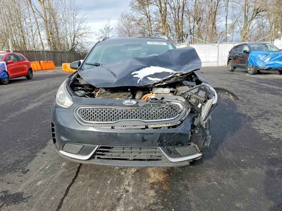 2018 KIA Niro fe