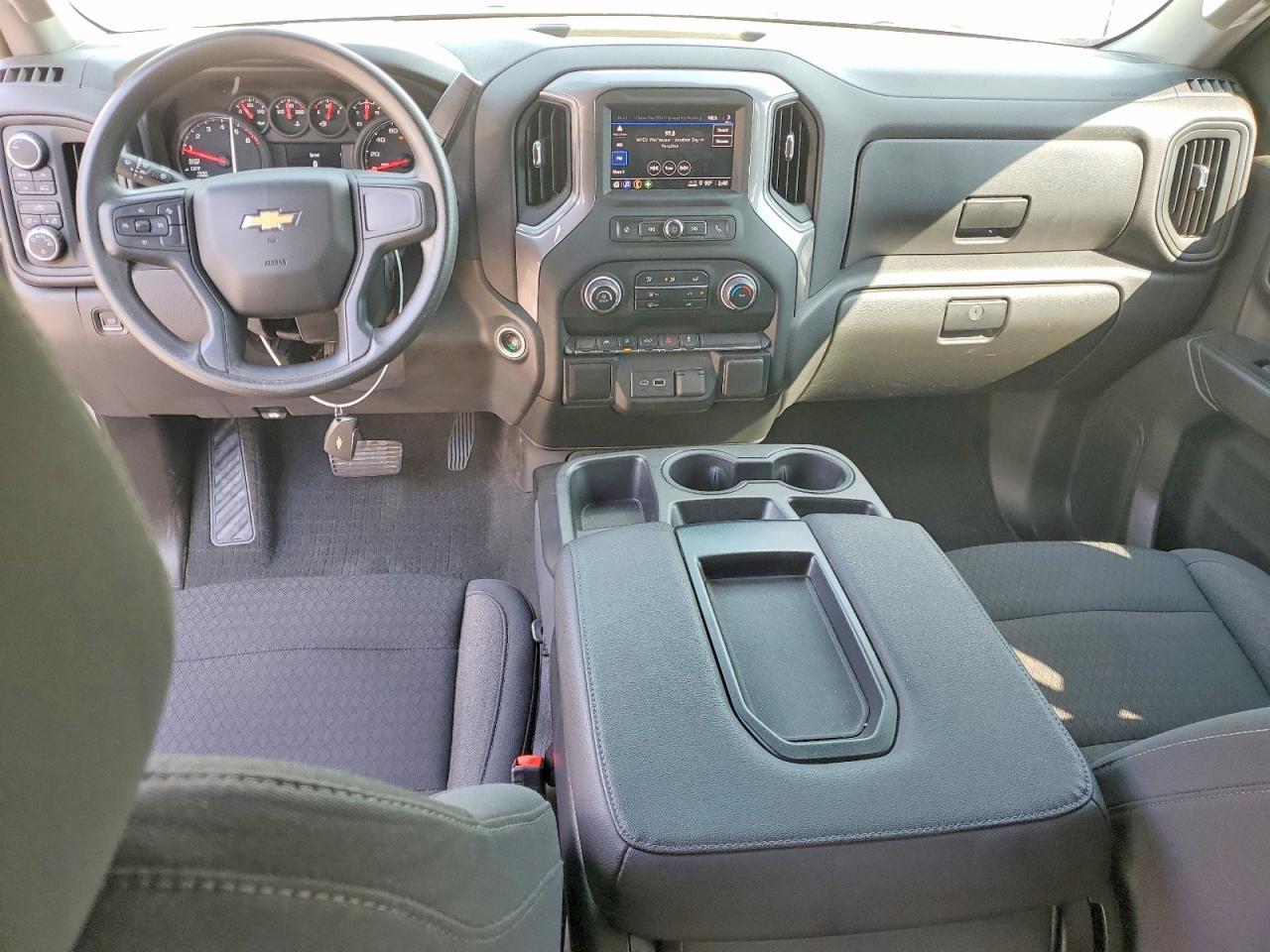 2022 Chevrolet Silverado K1500 Custom