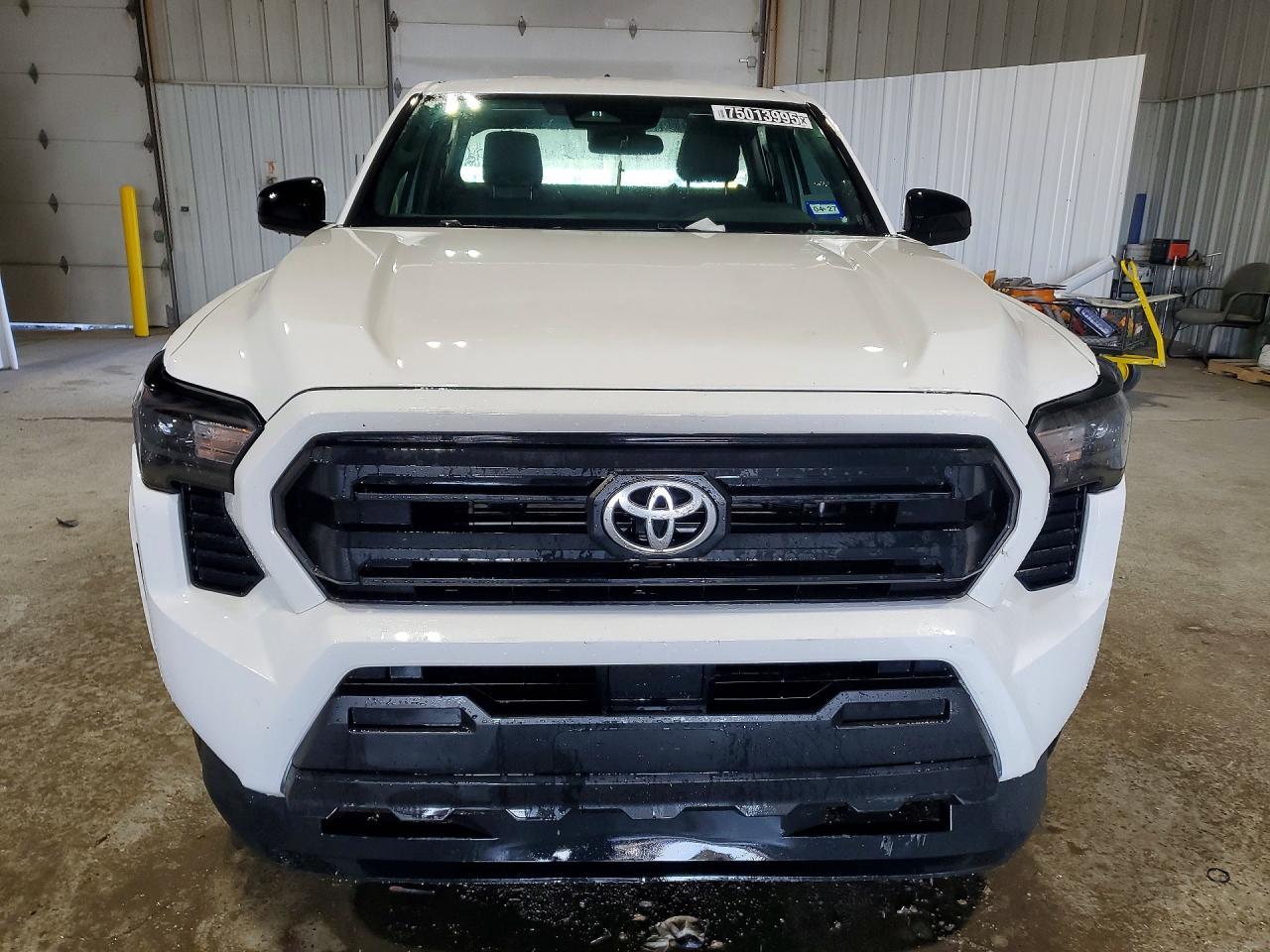 2025 Toyota Tacoma SR