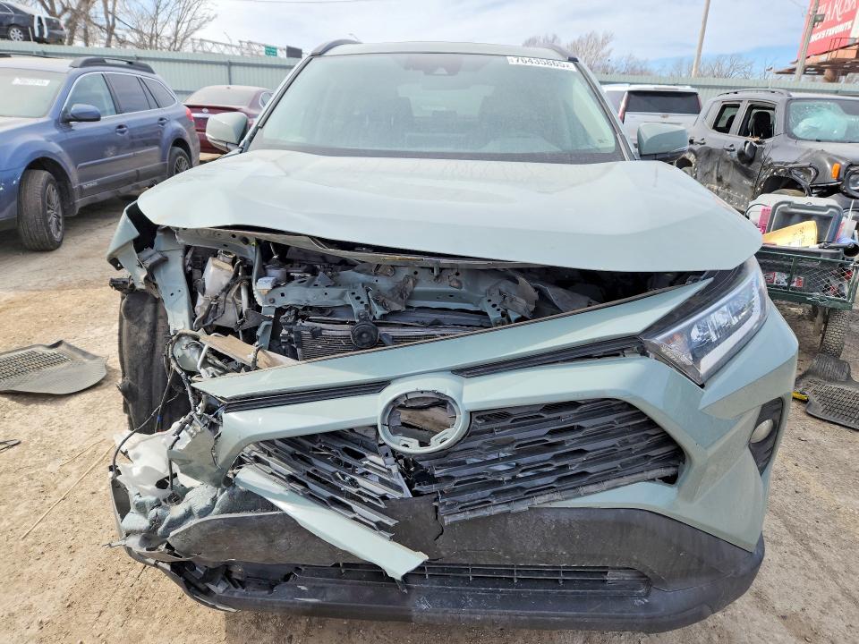 2021 Toyota Rav4 xle Premium