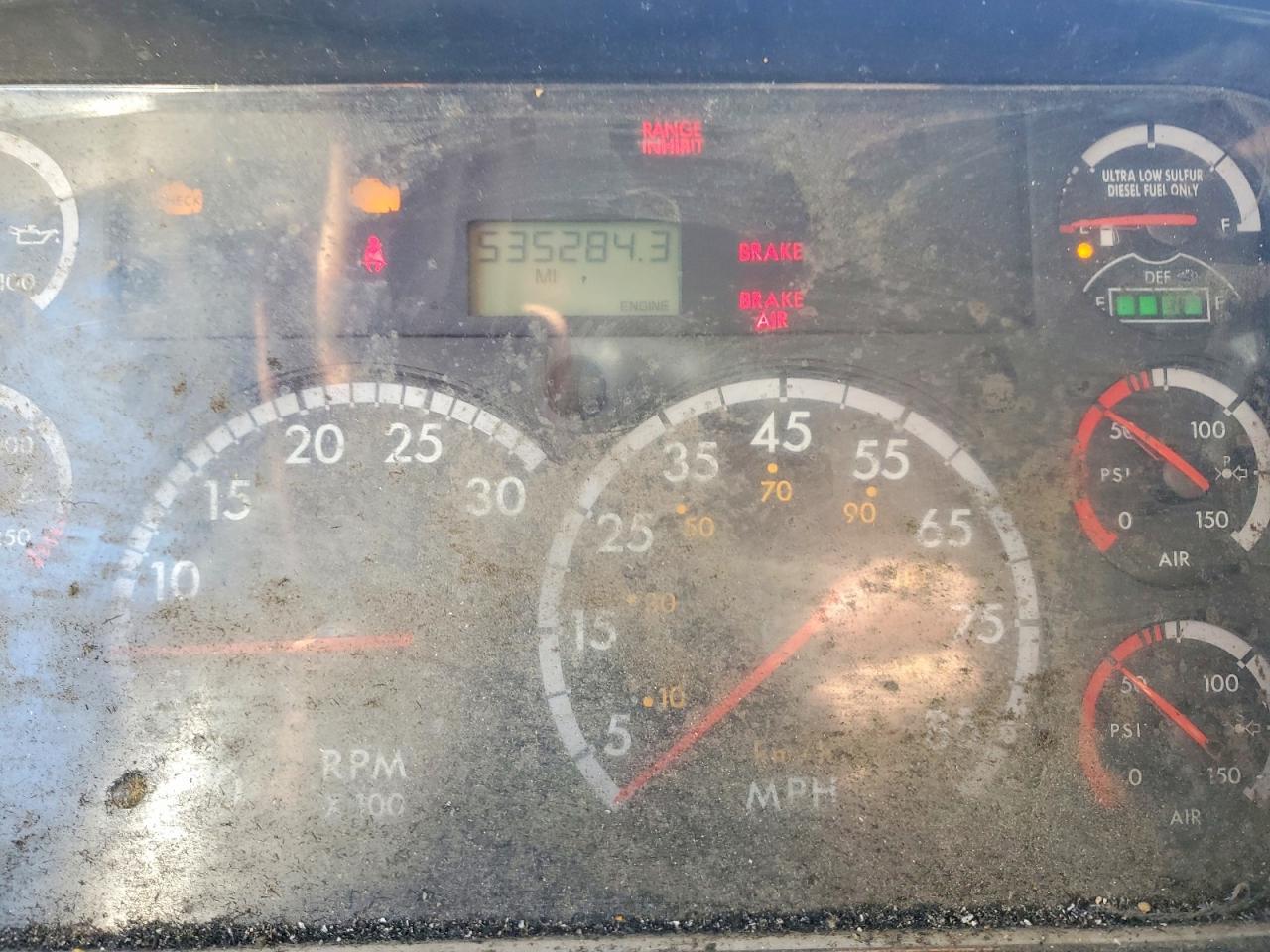2016 Freightliner Business Class M2 BOX Truck