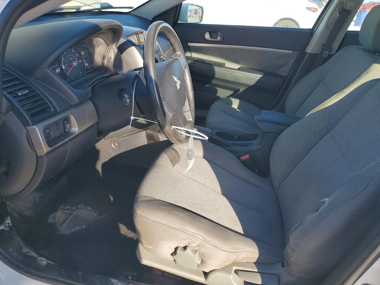 2011 Mitsubishi Galant fe