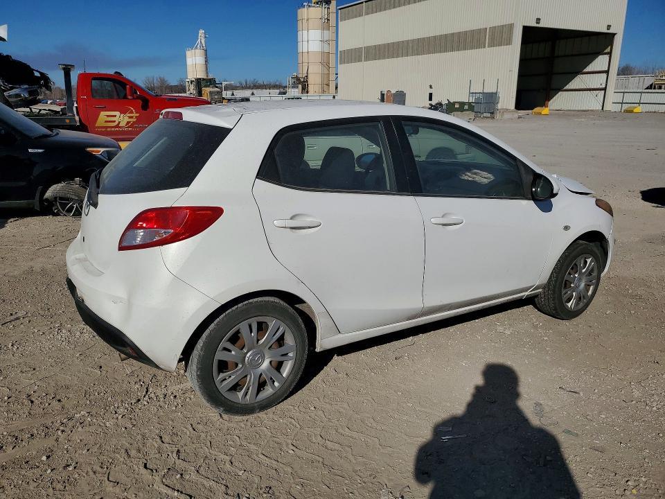 2014 Mazda 2