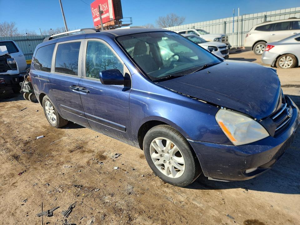 2009 KIA Sedona lx
