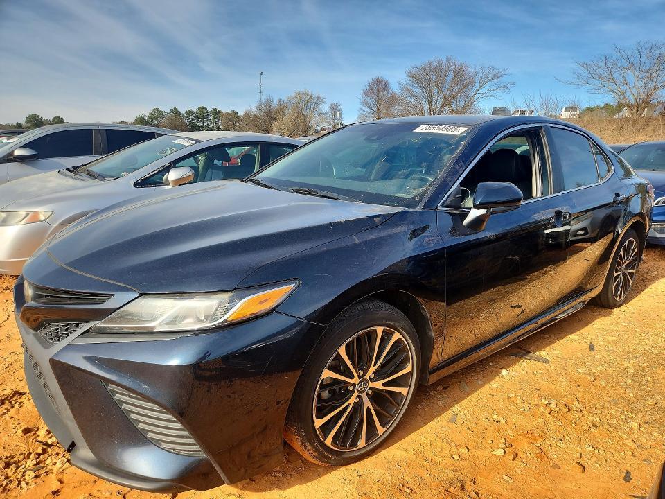 2018 Toyota Camry se