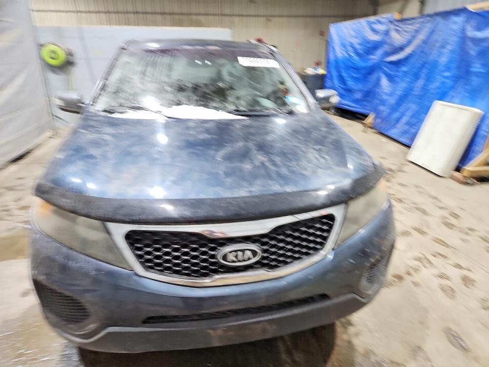 2011 KIA Sorento lx
