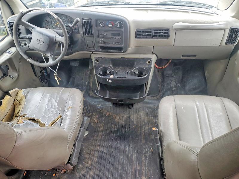 2001 Chev Express G3500