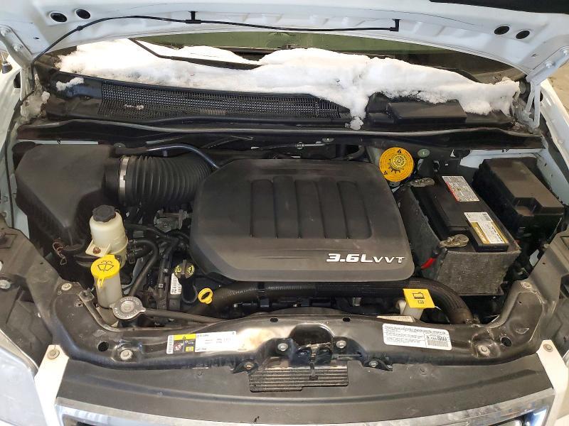 2014 Chrysler Town & Country Touring