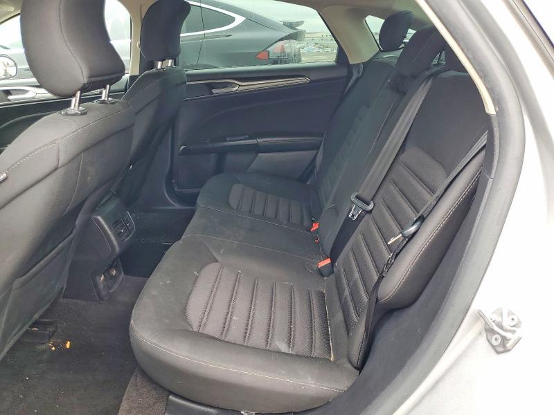 2018 Ford Fusion se Hybrid