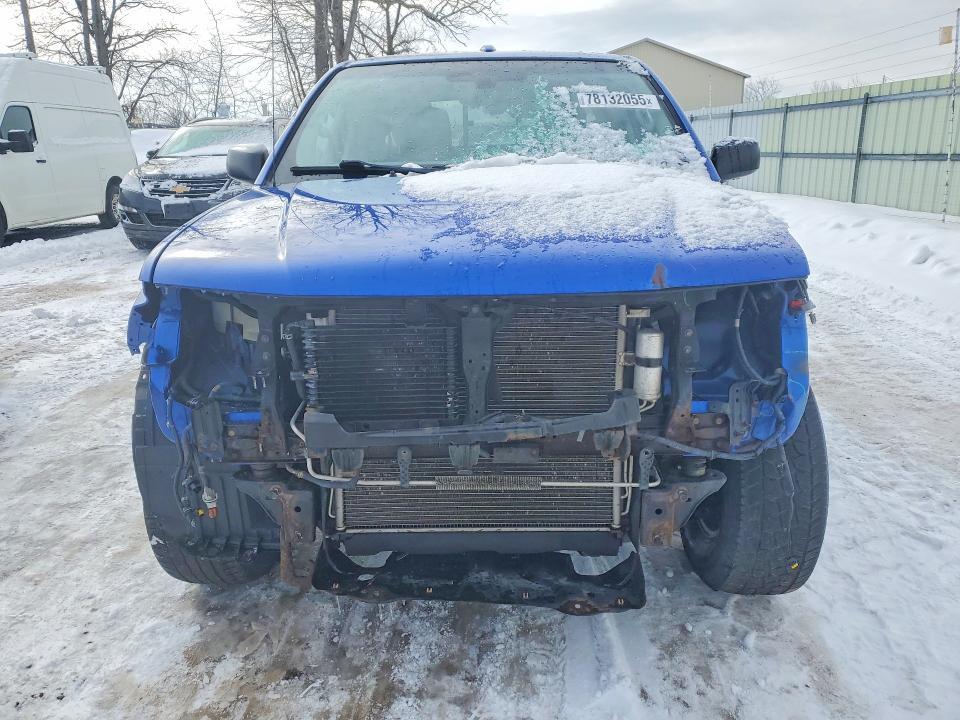 2014 Nissan Frontier sv