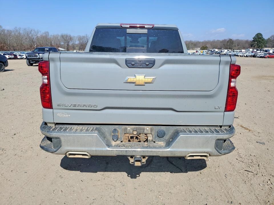 2024 Chevrolet Silverado K1500 lt