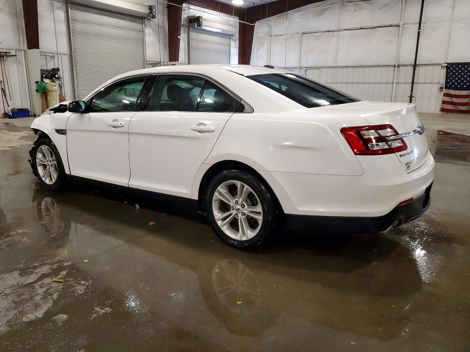 2014 Ford Taurus sel
