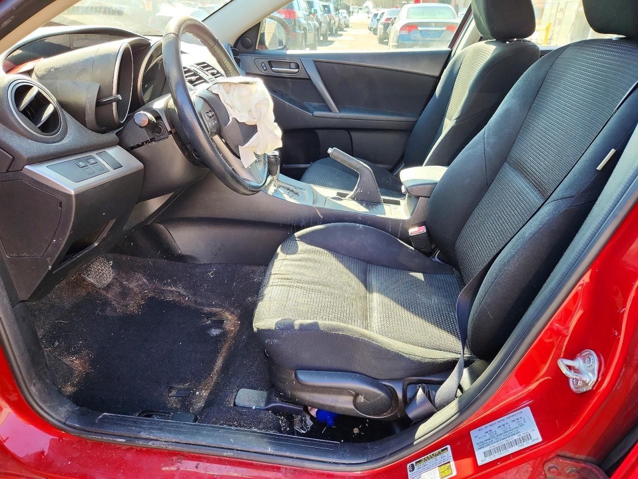 2013 Mazda 3 I