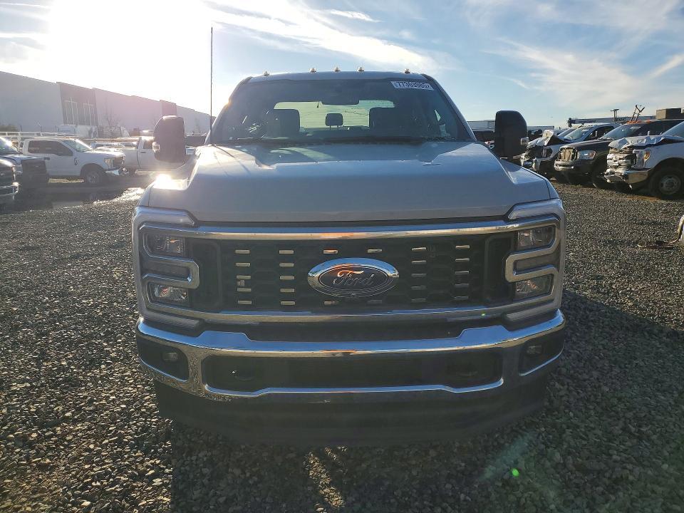 2025 Ford F350 Super Duty