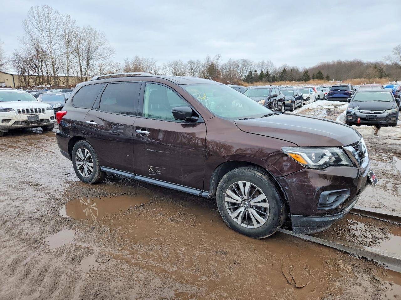 2020 Nissan Pathfinder sl