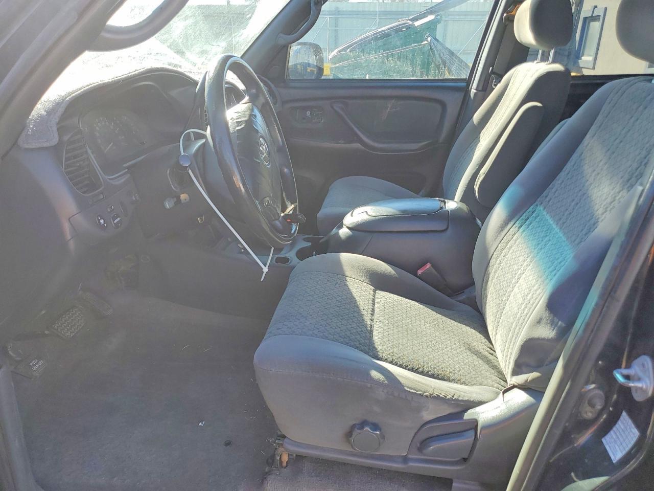 2004 Toyota Tundra SR5
