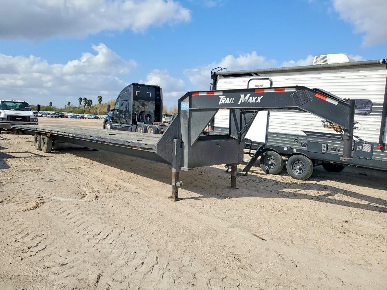 2022 Trailmax Flatbed Trailer