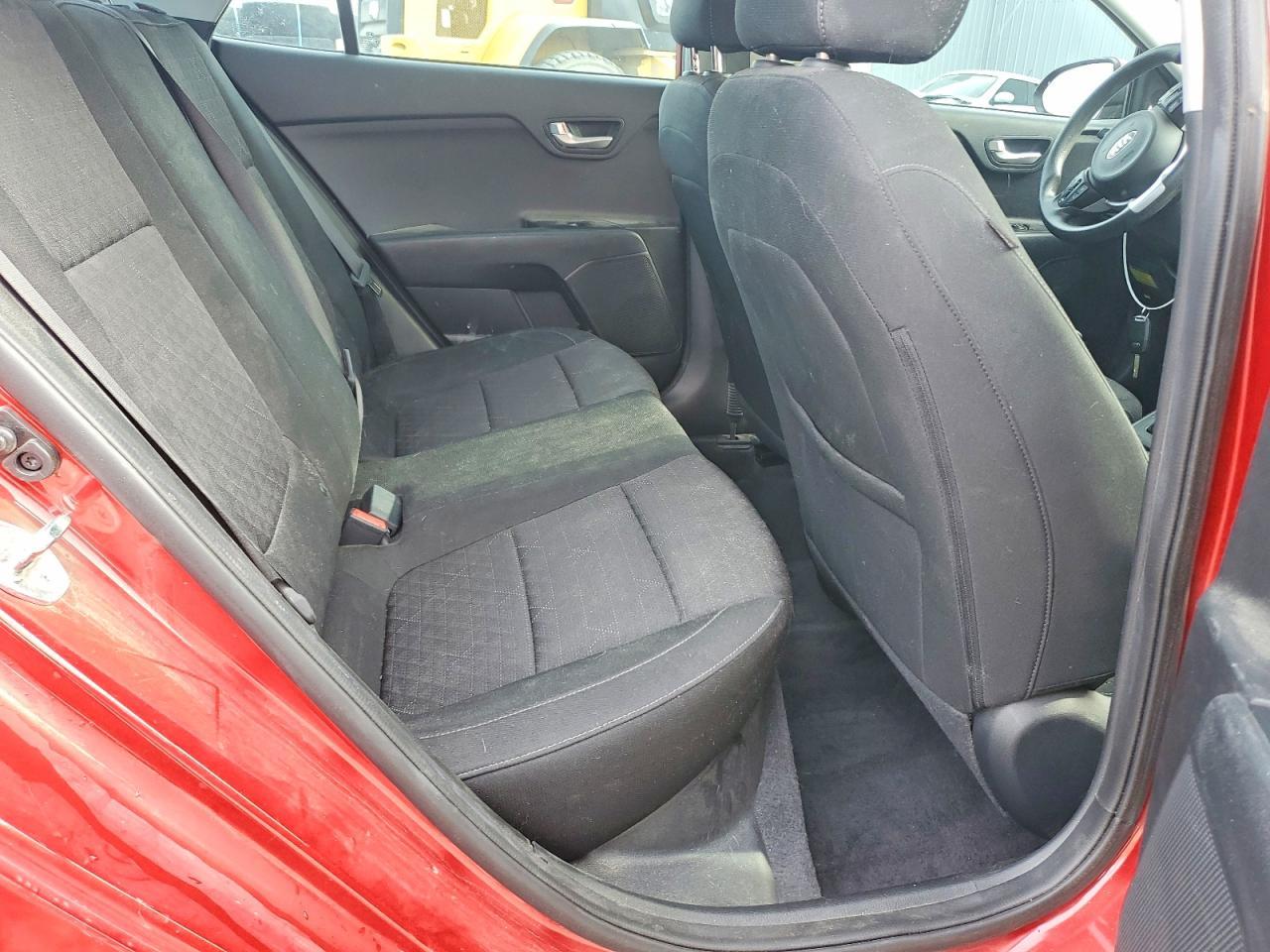 2021 KIA Rio lx