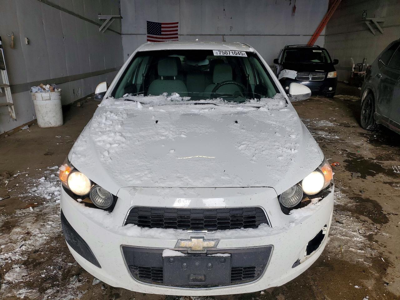 2016 Chevrolet Sonic ls