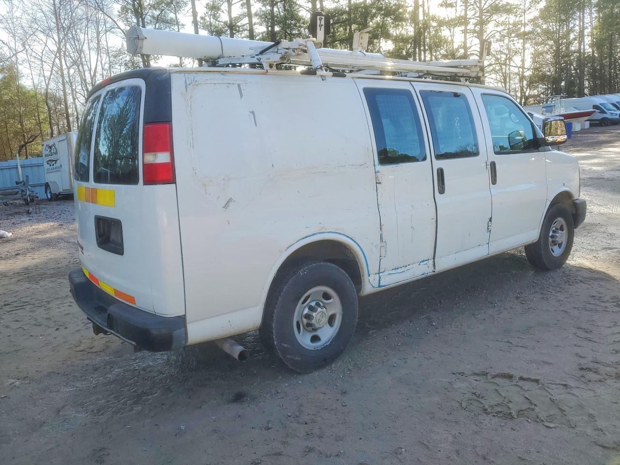 2013 Chev Rolet Express G2500 Utility / Service Van