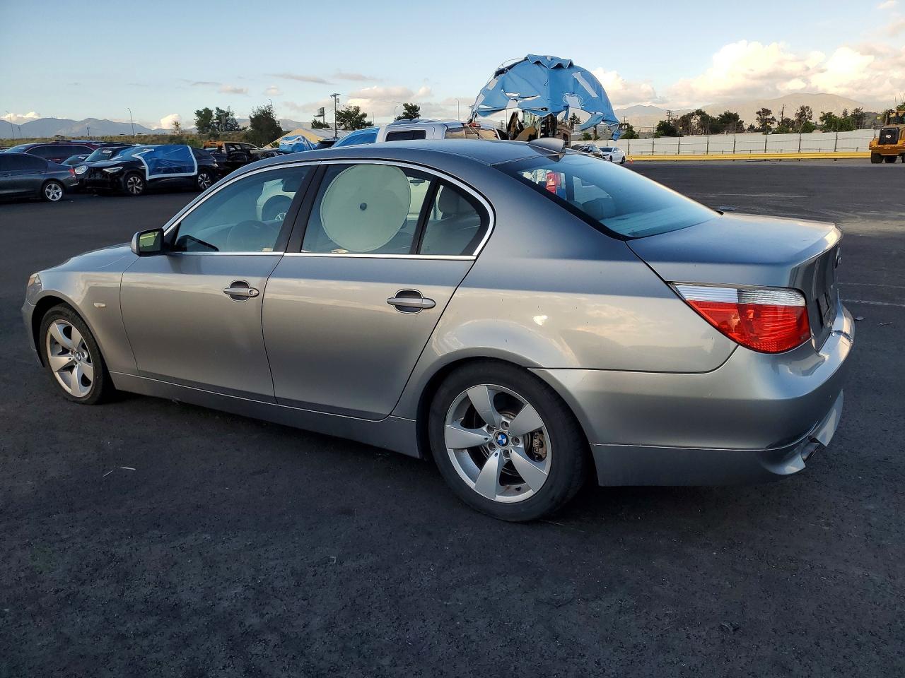 2005 BMW 525 i