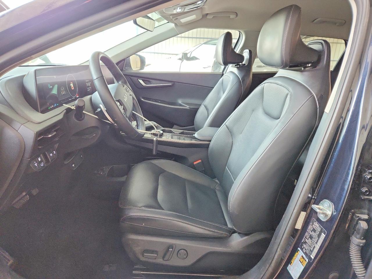 2023 KIA EV6 Wind