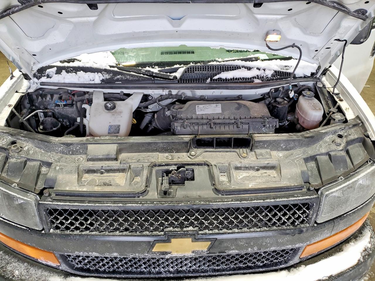 2022 Chevrolet Express G2500