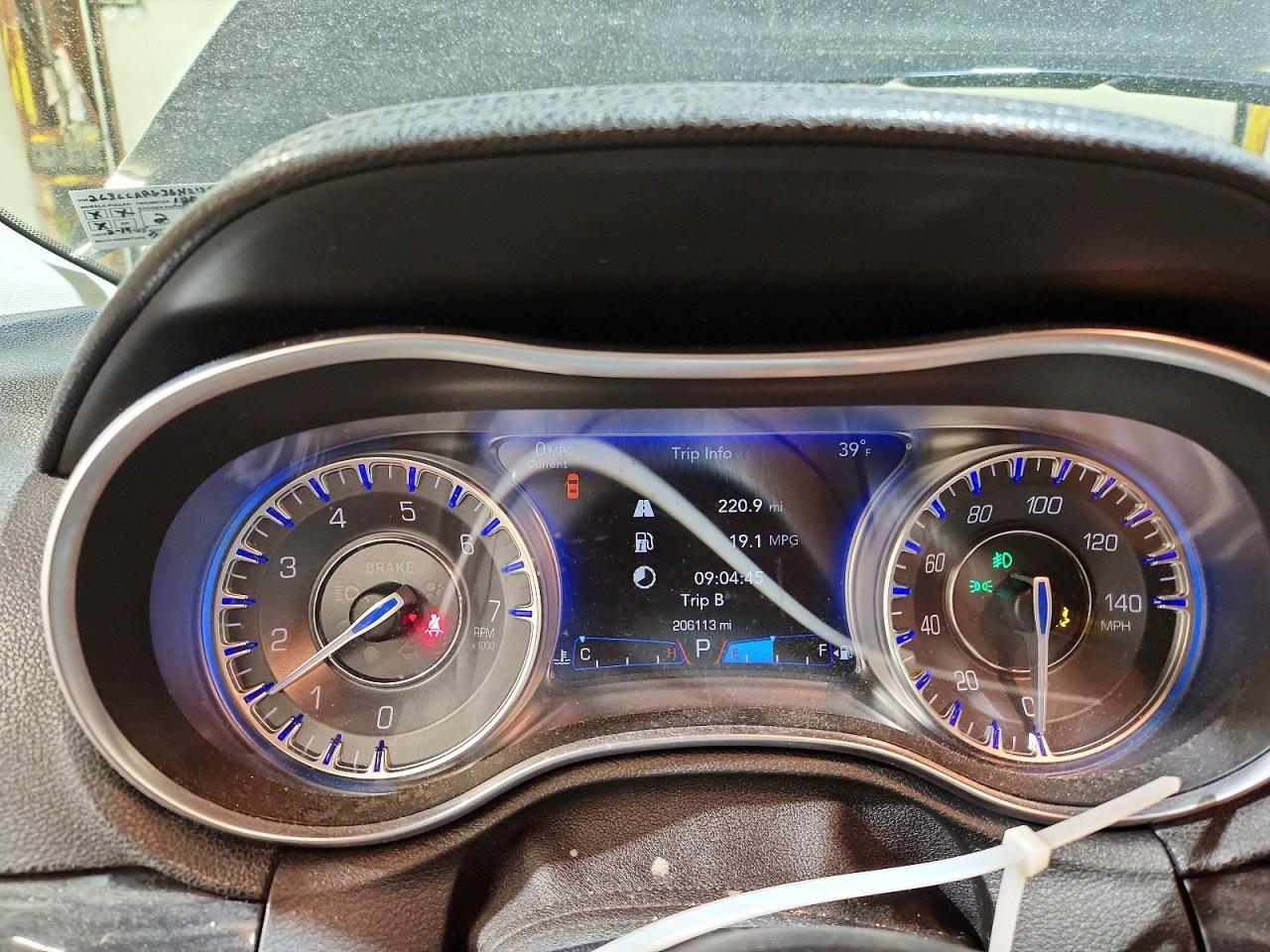 2016 Chrysler 300 Limited