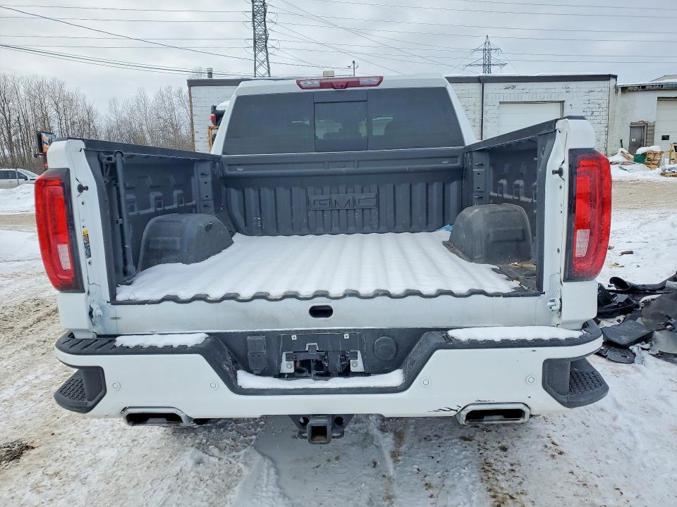 2025 GMC Sierra K1500 AT4